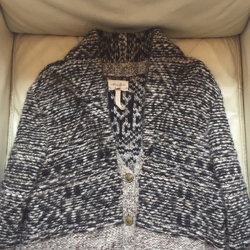 Wilfred sweater